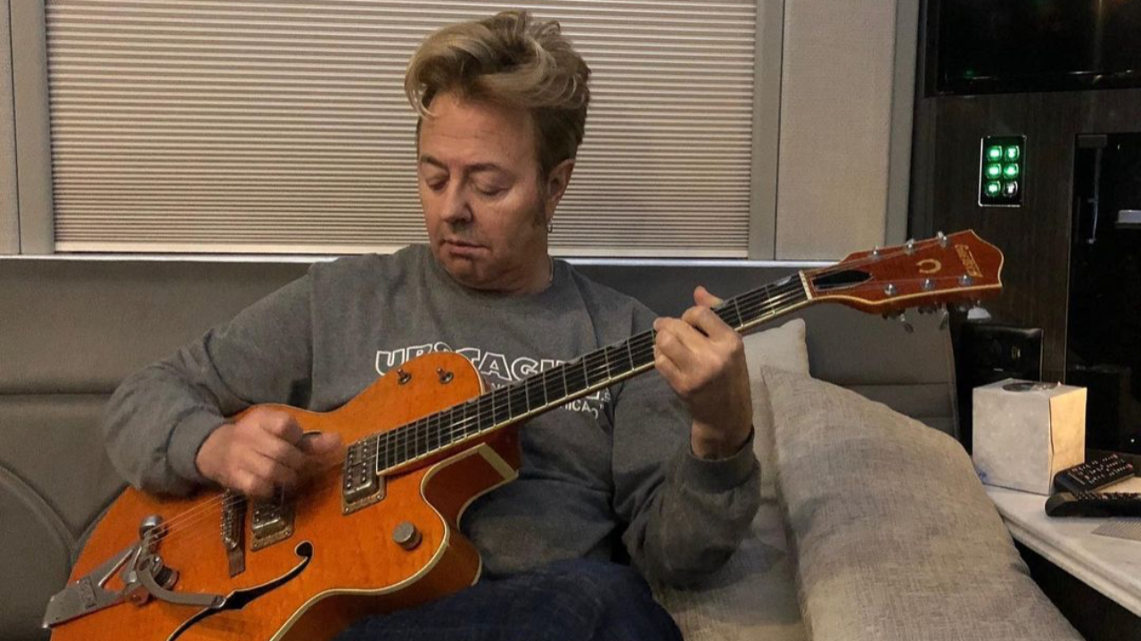 Brian Setzer D Voile Le Titre Ponyme De Son Prochain Album The Devil