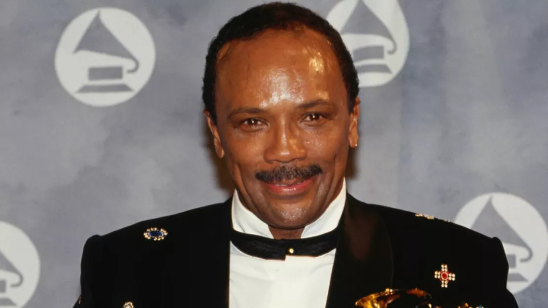 Le génie du son et trompettiste de talent Quincy Jones a rendu son dernier souffle