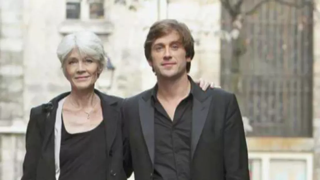 Thomas Dutronc annonce la mort de sa mère, Françoise Hardy